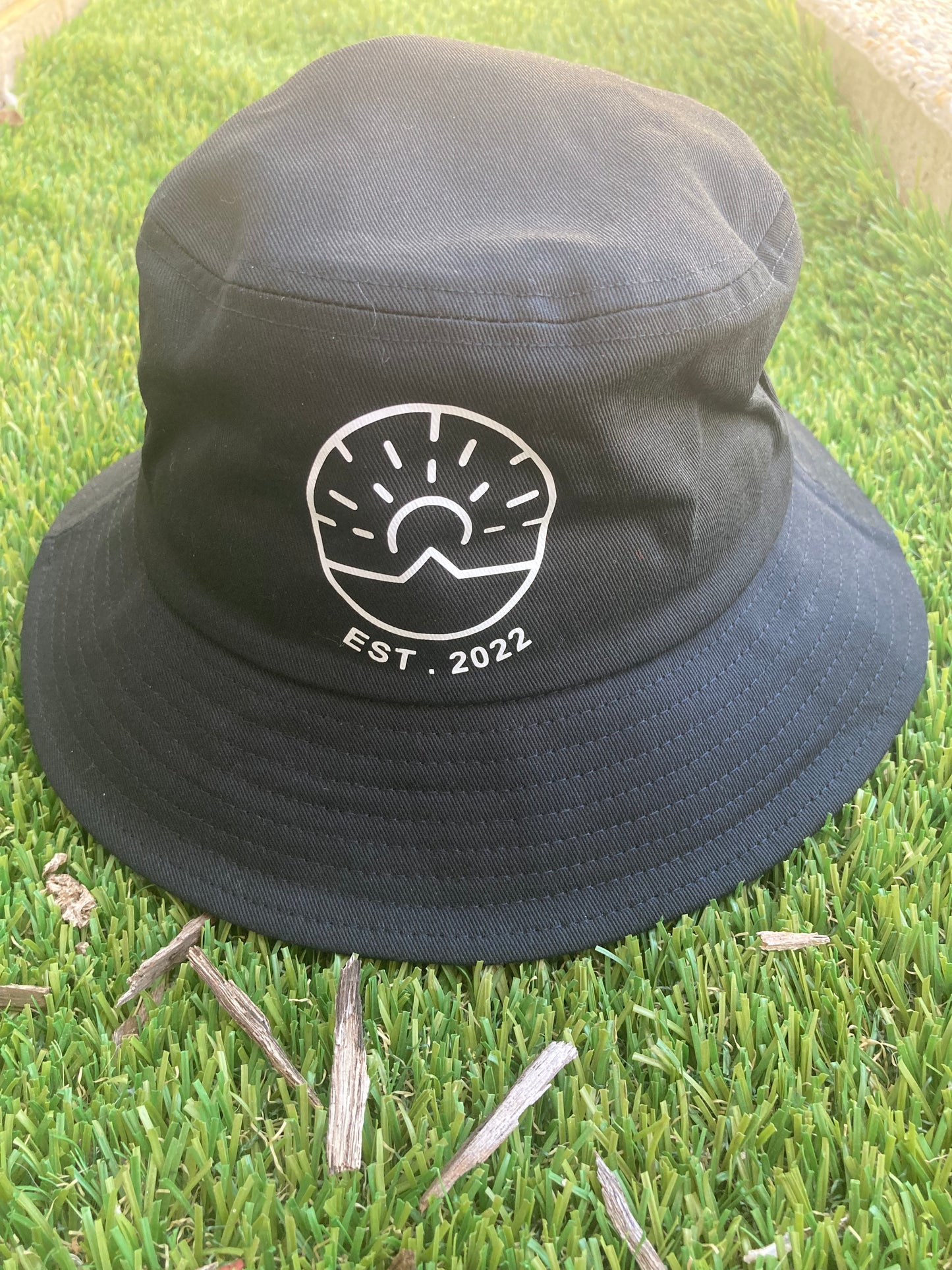 Beau bucket hat